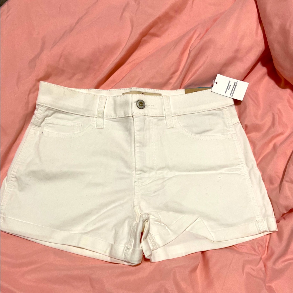 Shorts Hollister size 7 brand new